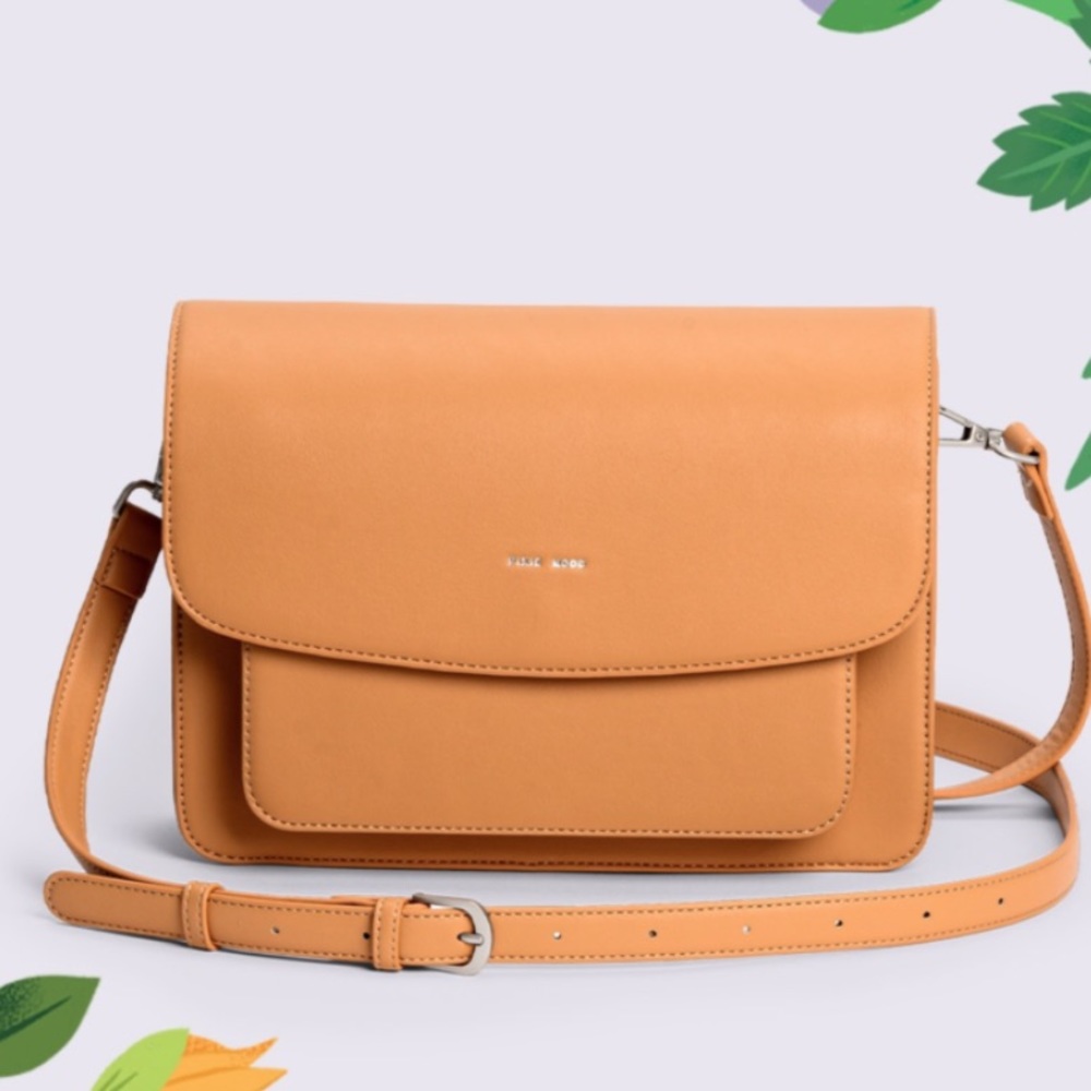 Pixie Mood “The Zoe Crossbody” in Honey